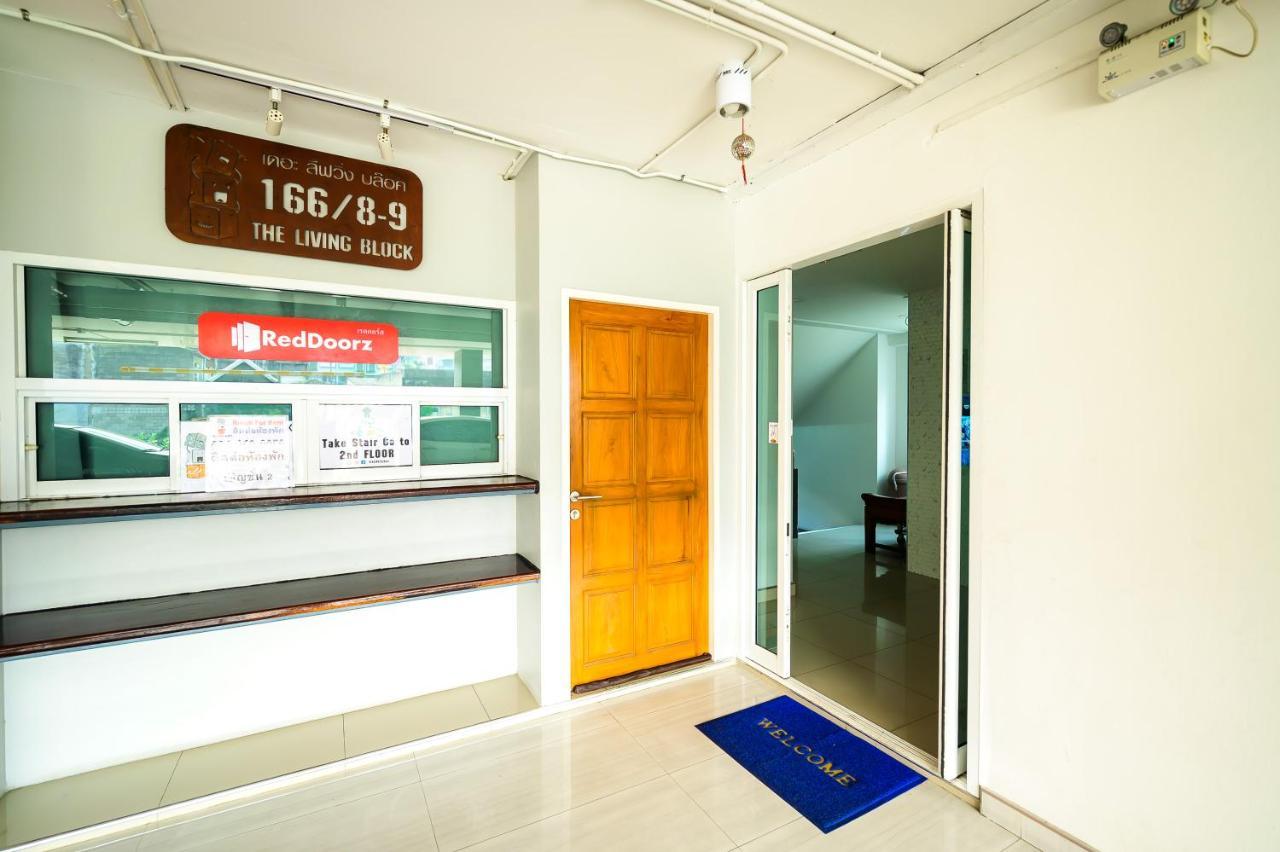 The Living Block Hotel Bangkok Exterior foto