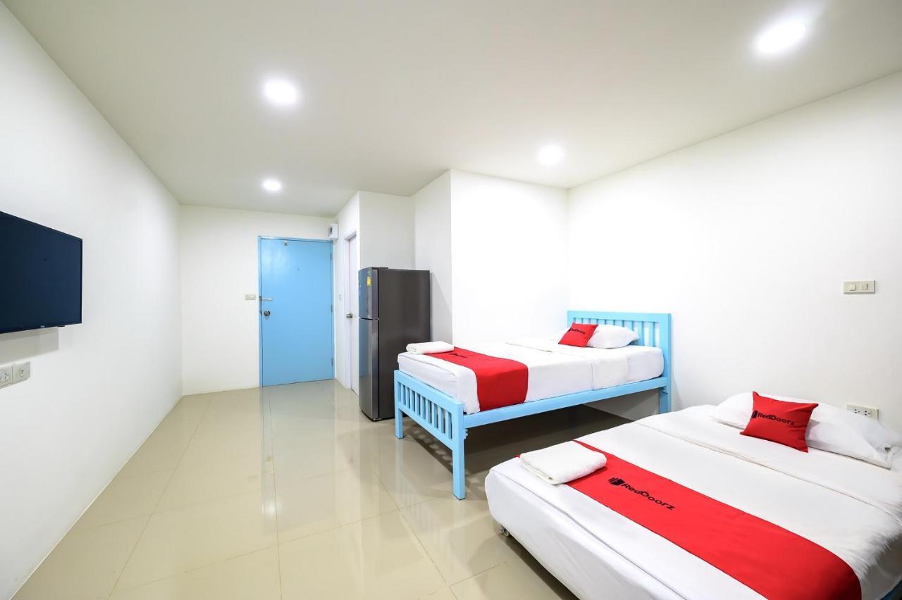 The Living Block Hotel Bangkok Exterior foto