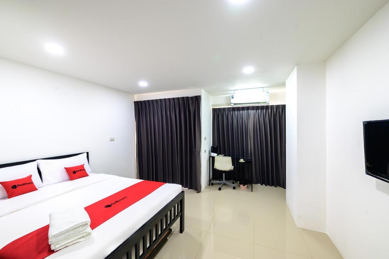 The Living Block Hotel Bangkok Exterior foto